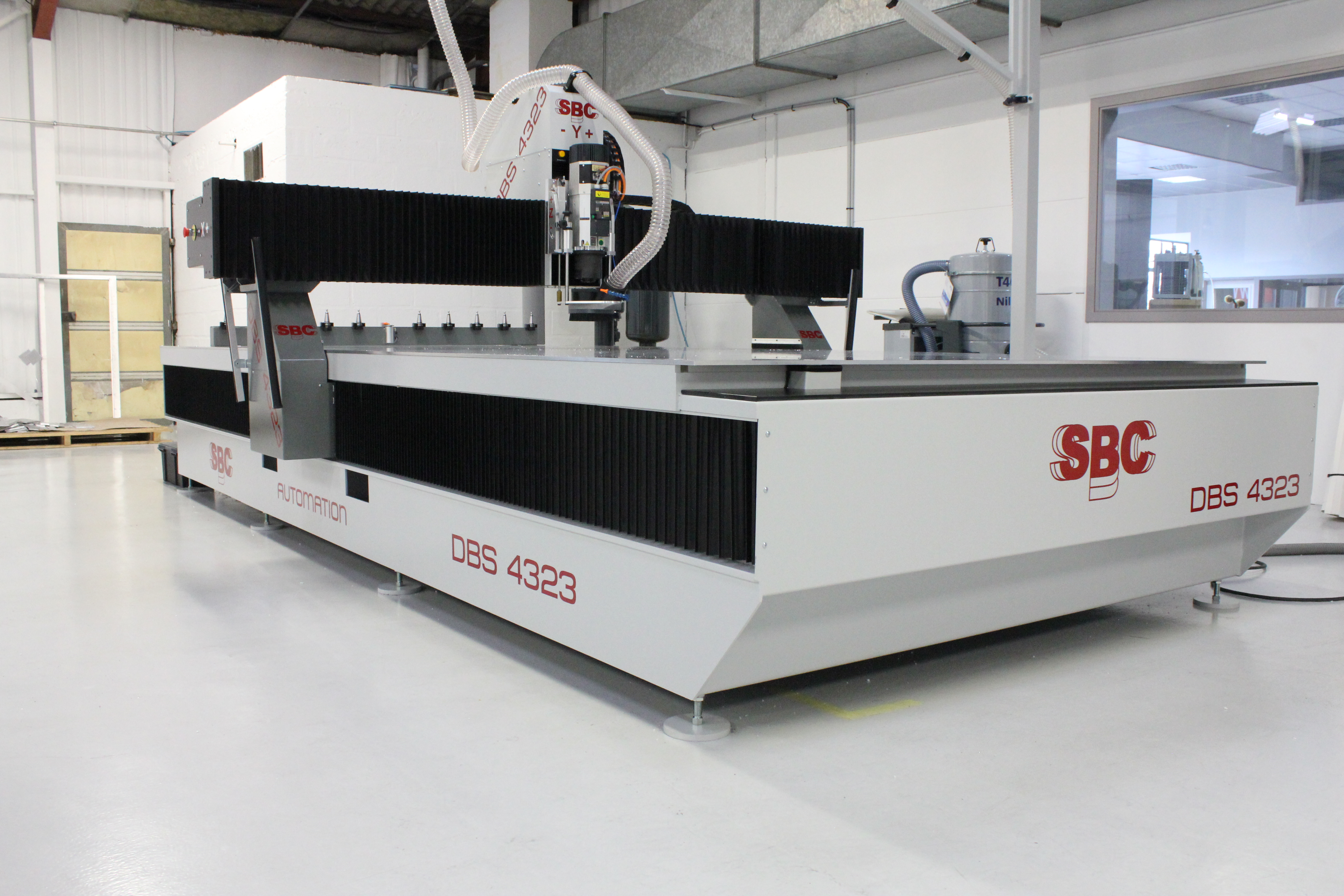 fraiseuse cnc DBS 4323